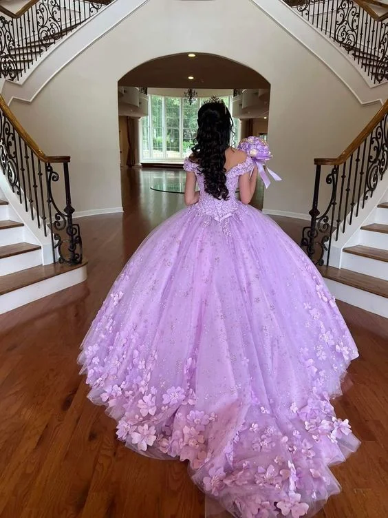 chic dressLuxurious Lavender Off The Shoulder Ball Gown,Sweet 16 Dress,Princess Dress Y7182