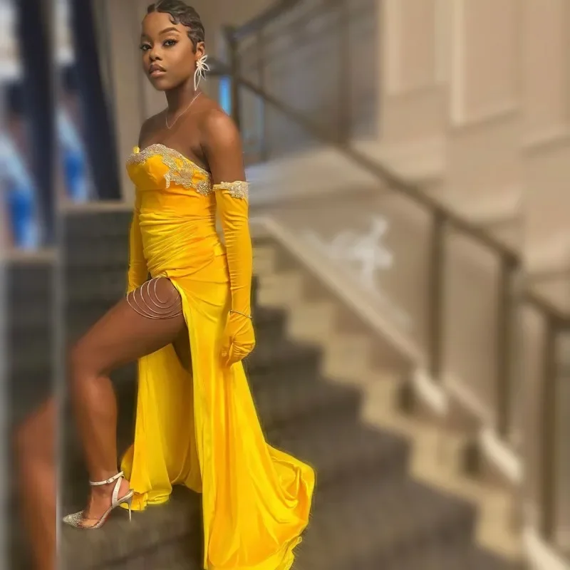 chic slip dressYellow Prom Dresses For Black Girls 2024 Velvet Mermaid Party Gown Beading Evening Dress With Golves Vestidos De Festa