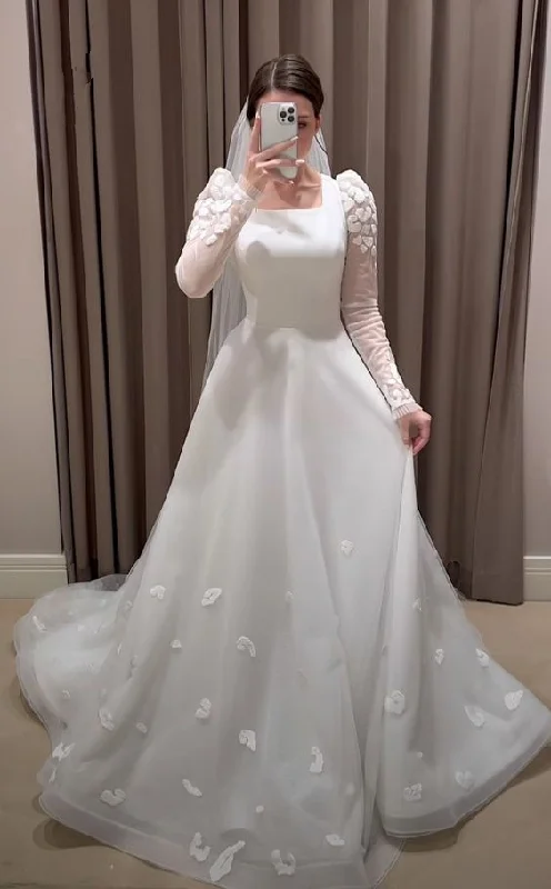 party-ready dressModest White A-line Long Sleeves Wedding Dress,White Bridal Dress  Y6729