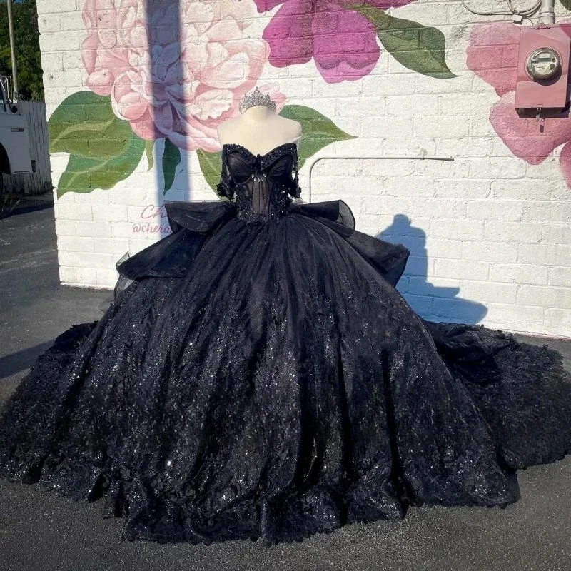 evening dressLuxury Black Crystals Ball Gown Quinceanera Dresses Appliques Lace Off The Shoulder Beads Sweet 16 Dress