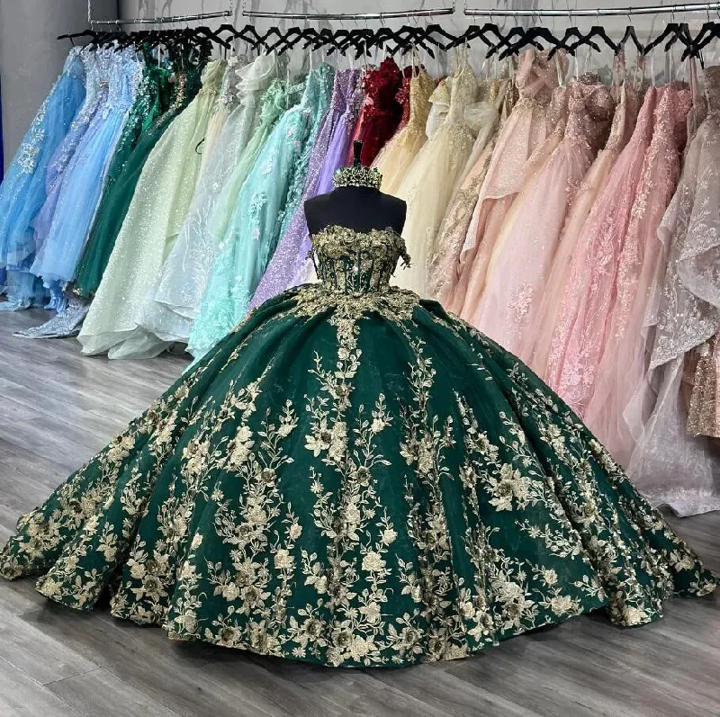 backless dressEmerald Goddess Charro Queen Quinceanera Dresses Gold Applique Off Shoulder vestidos de 15 años Lace-up Prom Sweet 16