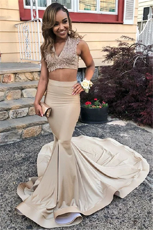 vintage-inspired dressTwo Pieces V-Neck Straps Sleeveless Lace Appliques Sexy Mermaid Floor-Length Prom Dresses