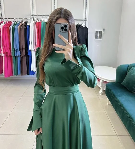 trendy bodycon dressModest Green A-line Long Sleeves Prom Dress,Green Party Gown Y6884